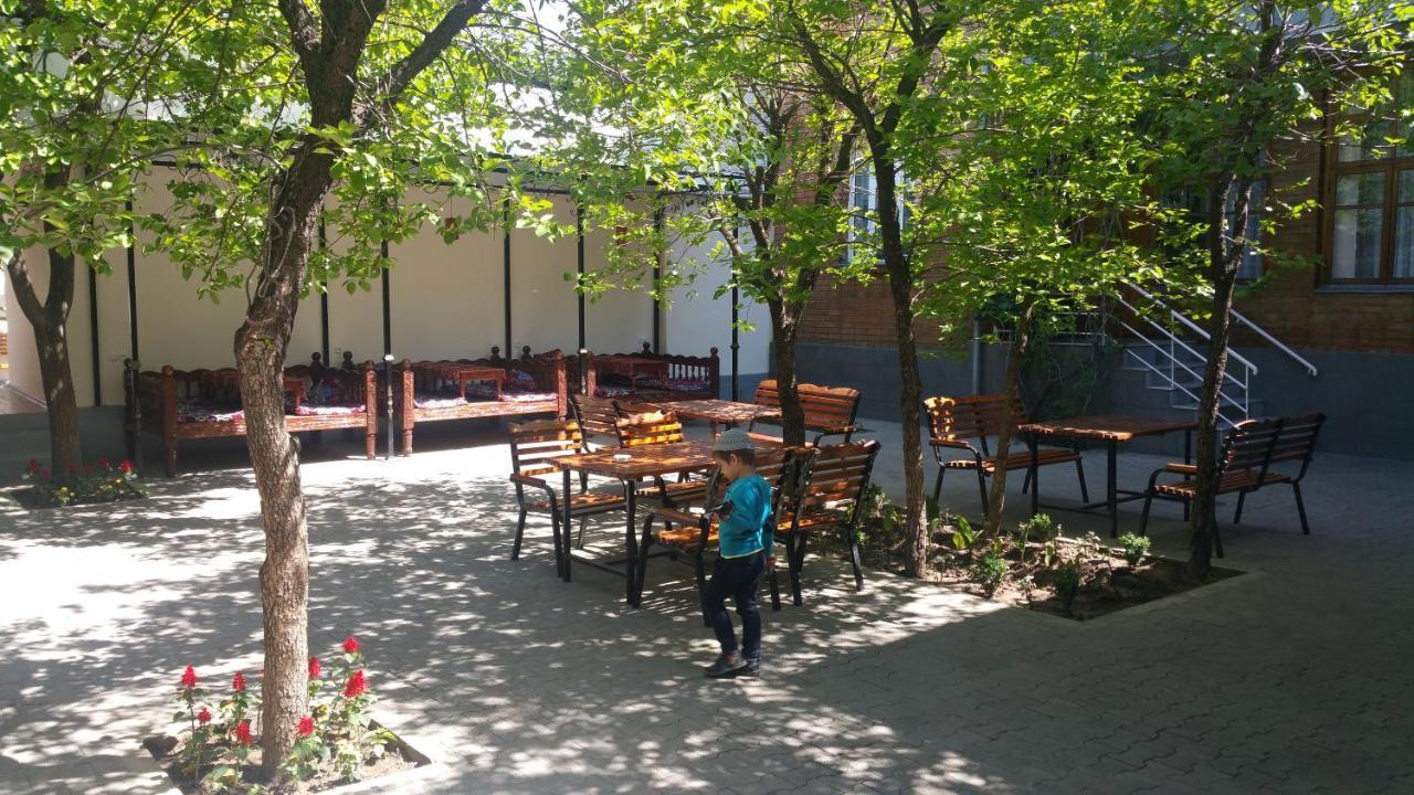 Gulnara Guesthouse Tashkent Ngoại thất bức ảnh